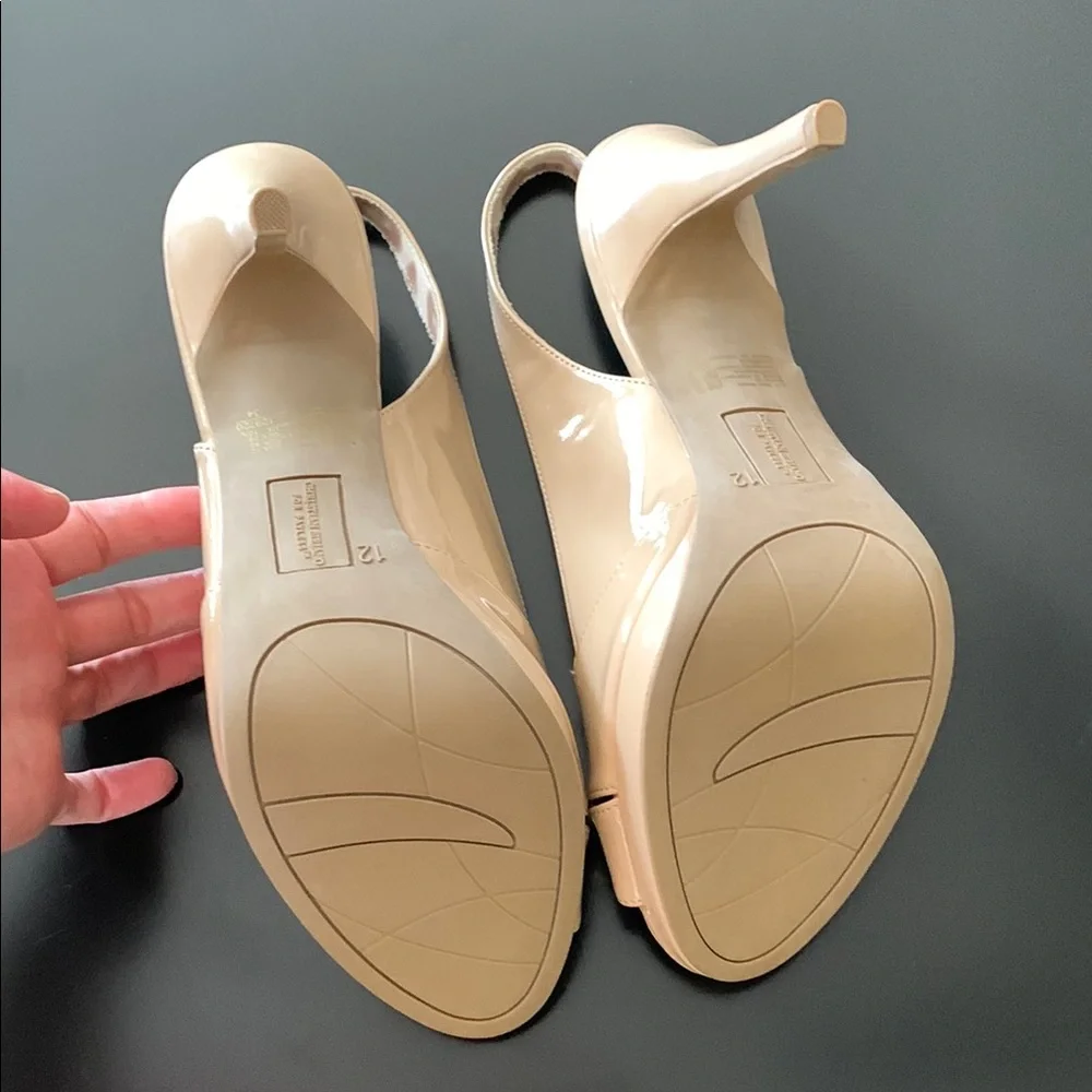 Elegant Nude Slingback Heels - Picture 4 of 6